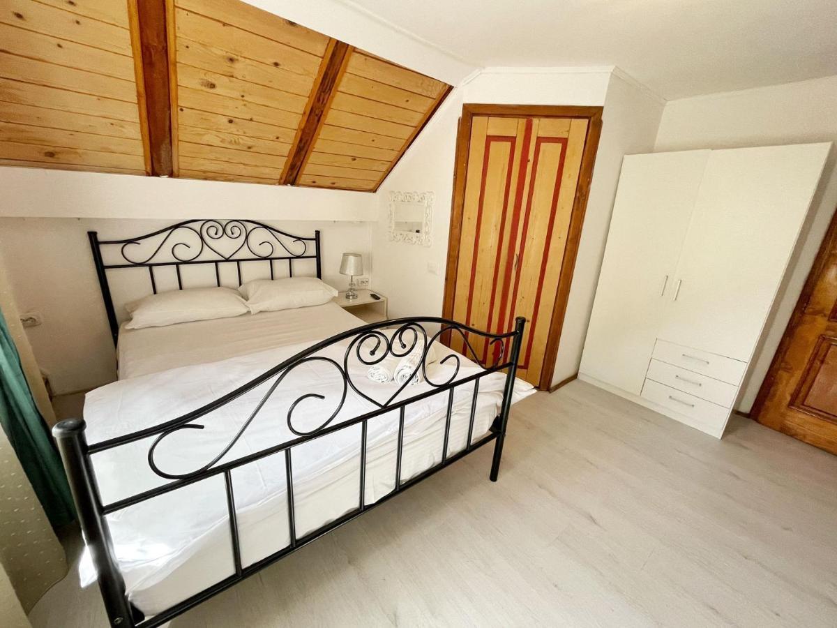 Dream House Brasov Hotel ภายนอก รูปภาพ
