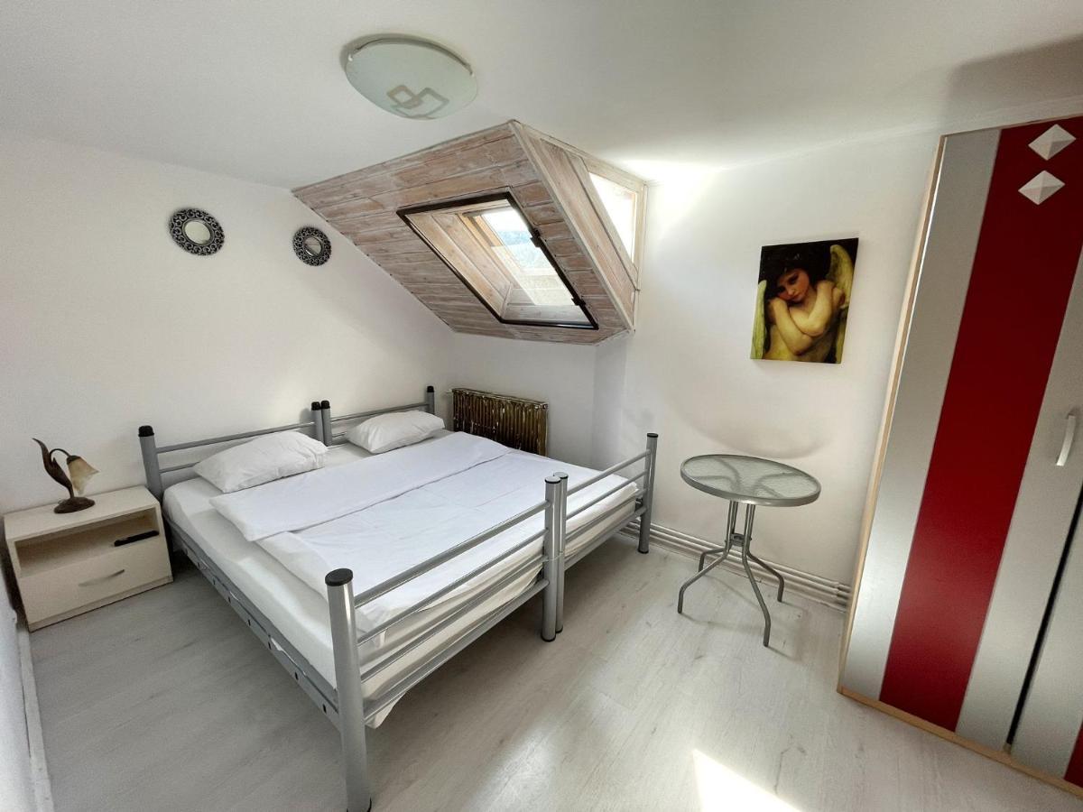 Dream House Brasov Hotel ภายนอก รูปภาพ